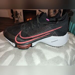 Nike Air Zoom Tempo Next% Black Running Sneakers